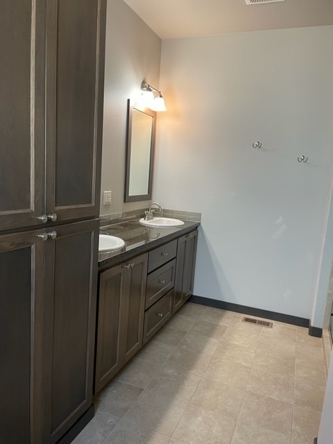 Foto del edificio - 3152 N Callary St