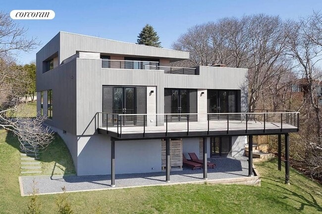 Building Photo - 46 Cleveland Dr