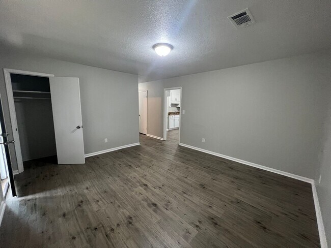 Foto del edificio - 3112 42nd Ave