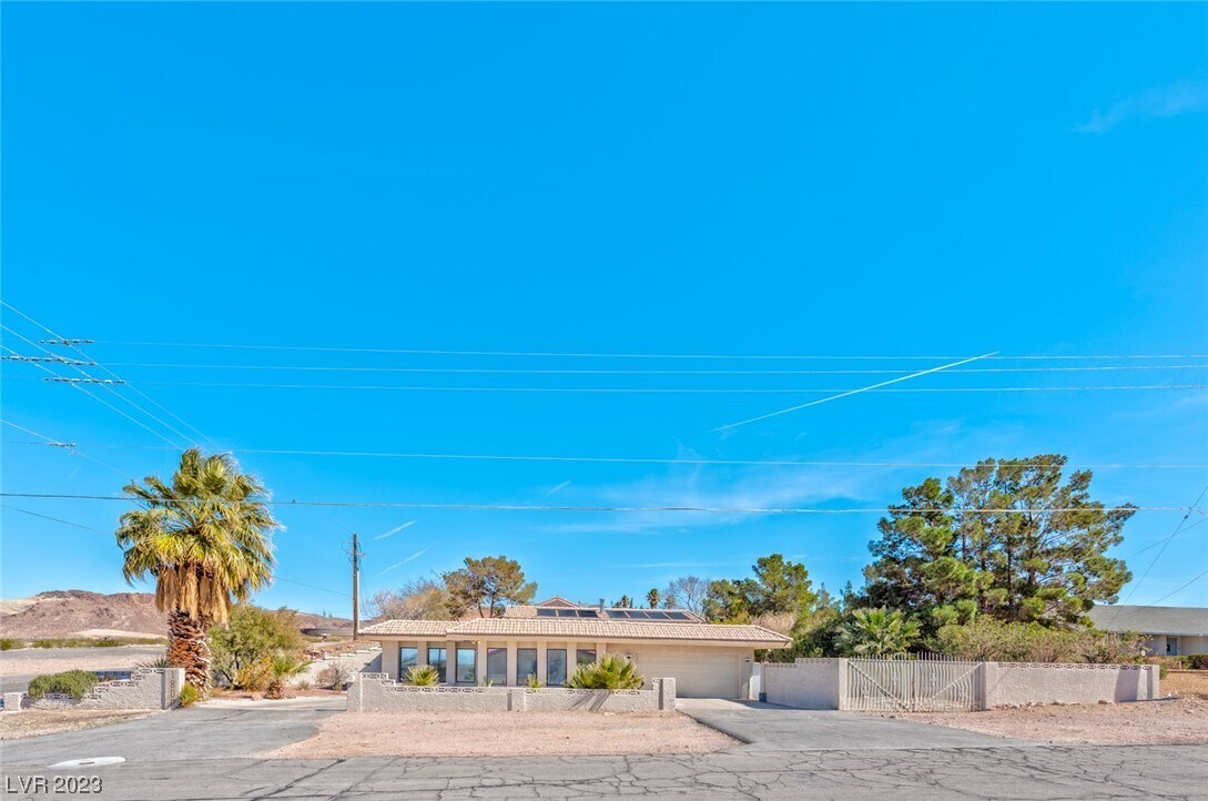 1800 Thoroughbred Rd, Henderson, NV 89002 House Rental in Henderson