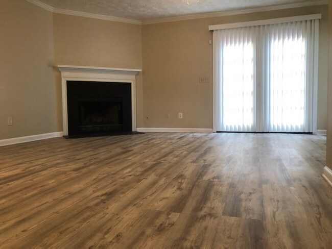 Foto del edificio - 6634 Meadow Rue Dr