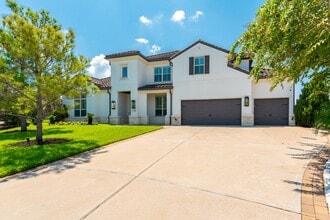 Building Photo - 7 Brittany Rose Pl