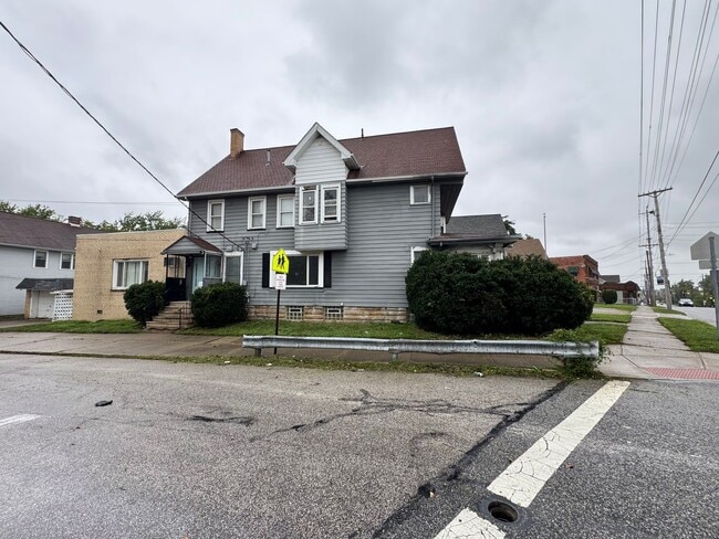 Foto del edificio - 4438 Pearl Rd