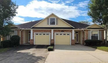 Building Photo - 5521 Hampton Woods Way