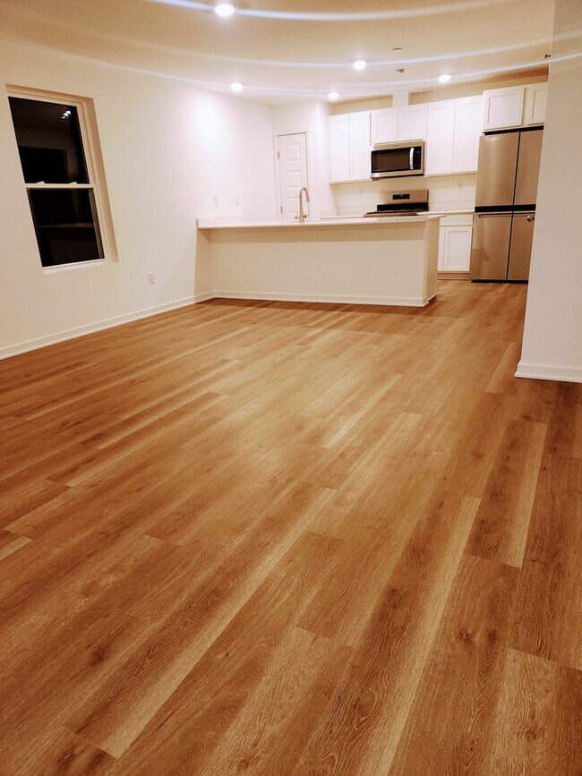 Foto del edificio - 2334 Noble Ln