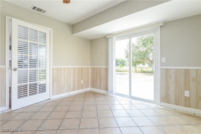 Foto del edificio - 2809 Greendale Rd
