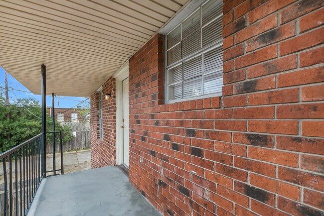 Foto del edificio - 4102 Hessmer Ave