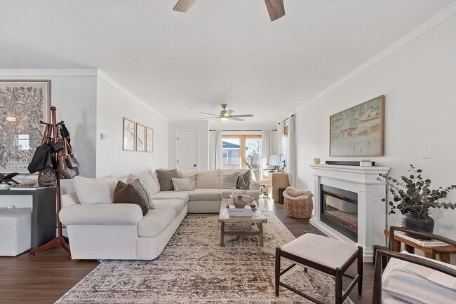 Foto del edificio - 20 Cable Ave