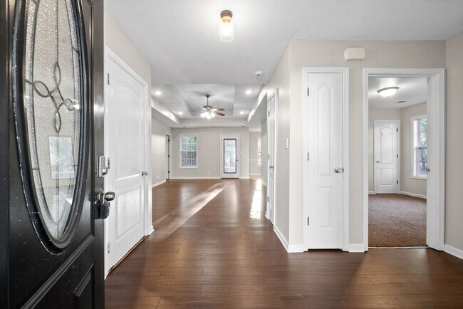 Foto del edificio - 2845 Teakwood Dr
