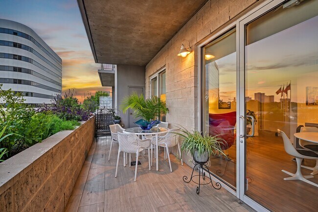 Foto del edificio - 2520 Robinhood St