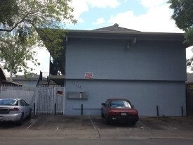 Foto del edificio - Empress Apartments