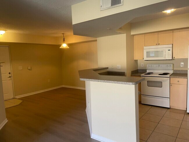 Building Photo - 3605 NW Adriatic Ln