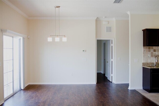 Building Photo - 1546 Broken Oak Dr