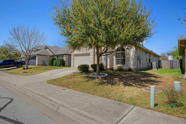 Building Photo - 15006 Parrish Ln