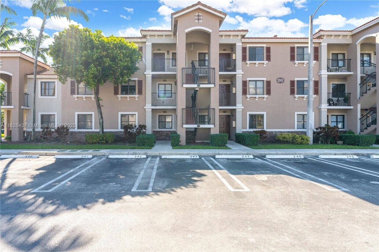 Primary Photo - 22921 SW 88th Pl