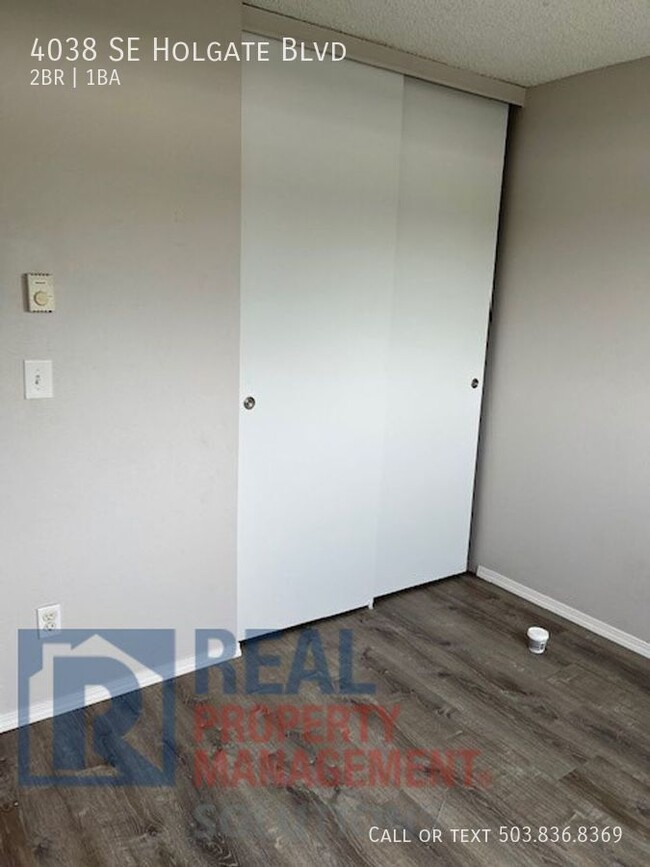 Foto del edificio - HALF OFF FIRST MONTH'S RENT!! - Free Appli...