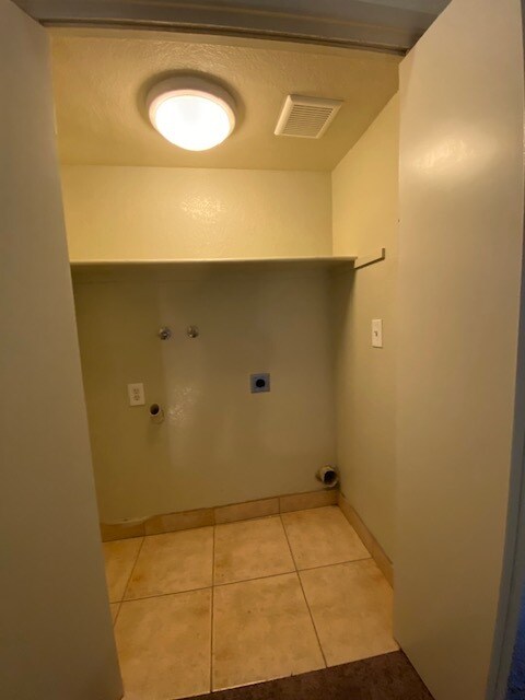Foto del edificio - 4781 N Polk Ave