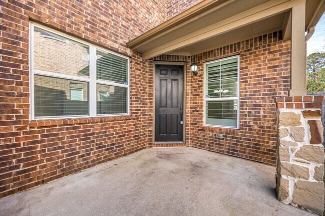 Foto del edificio - 22335 Sawmill Ranch Dr