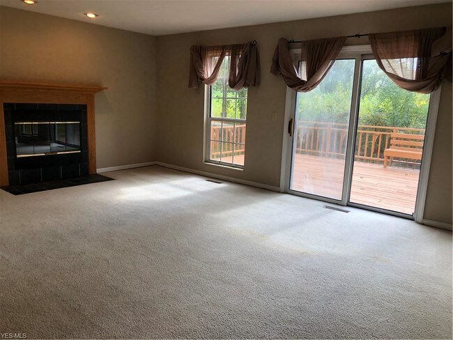Building Photo - 2857 Tinkers Ln
