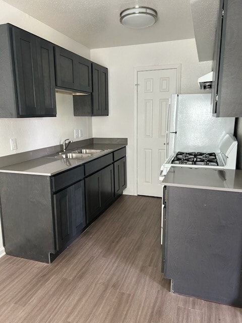 Building Photo - Village at Baytown
