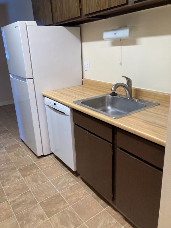 79 Bonnymede Rd Unit 102, Pueblo, CO 81001 Room for Rent in Pueblo