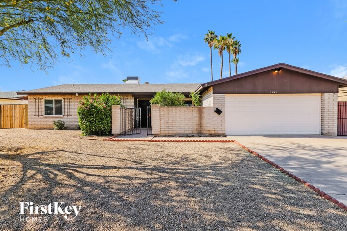 Foto principal - 3821 W Hatcher Rd