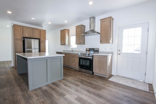 Building Photo - New Manufactured Home in Paudlen