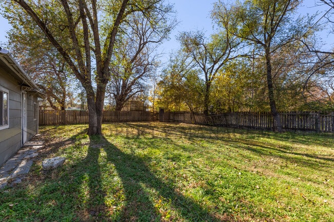 Foto del edificio - 1823 S Hiram St