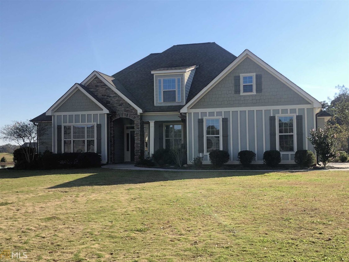 Foto principal - 68 Canoe Dr