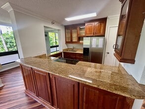 Building Photo - 300 Wai Nani Way