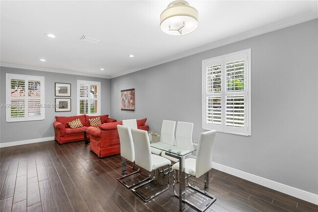 Foto del edificio - 4228 Laurel Ridge Cir