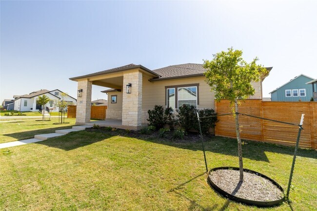 Foto del edificio - 7701 Donnelley Dr