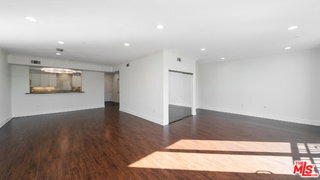 Foto del edificio - 1050 S Holt Ave