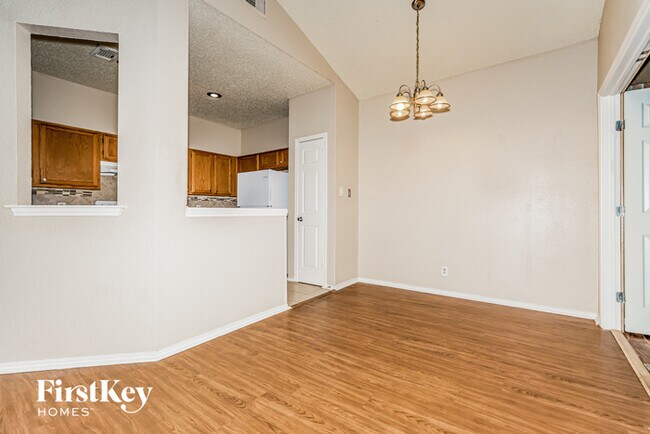 Building Photo - 1113 Sandalwood Ln
