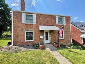 Building Photo - 1453 Woodbine St