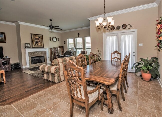 Foto del edificio - 103 Briar Leaf Way