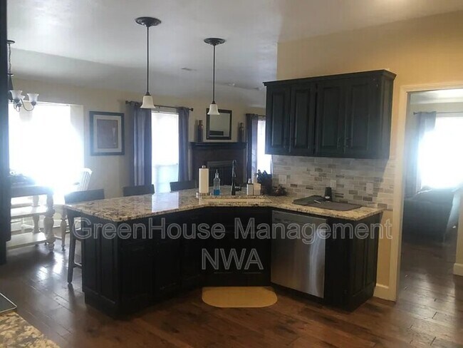 Foto del edificio - 1207 Mallard Ln