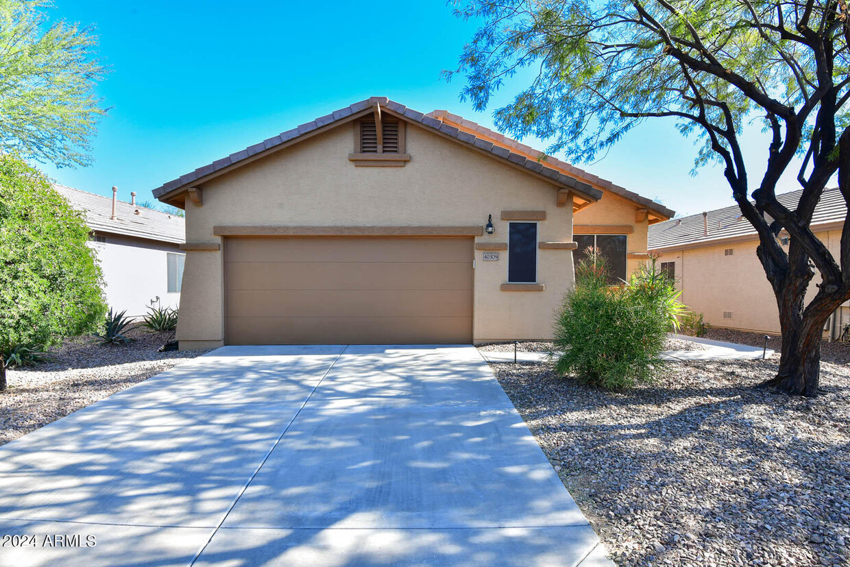 Foto principal - 40309 N Bell Meadow Trail