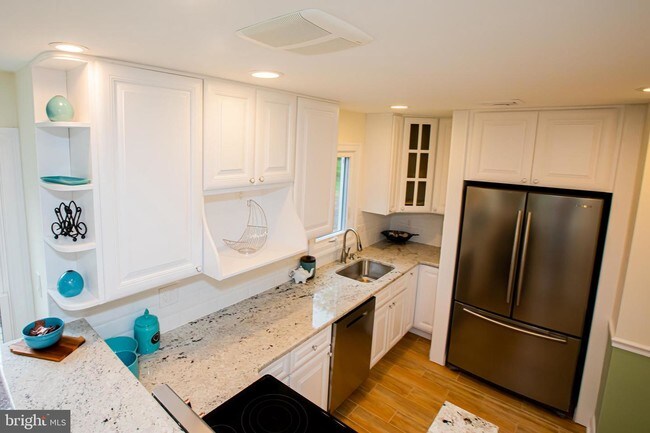 Foto del edificio - 2635 Stony Garden Rd