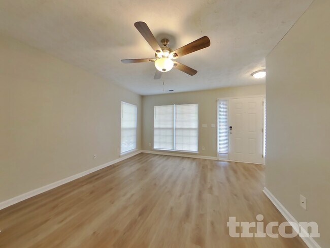 Foto del edificio - 5524 Somervale Ct