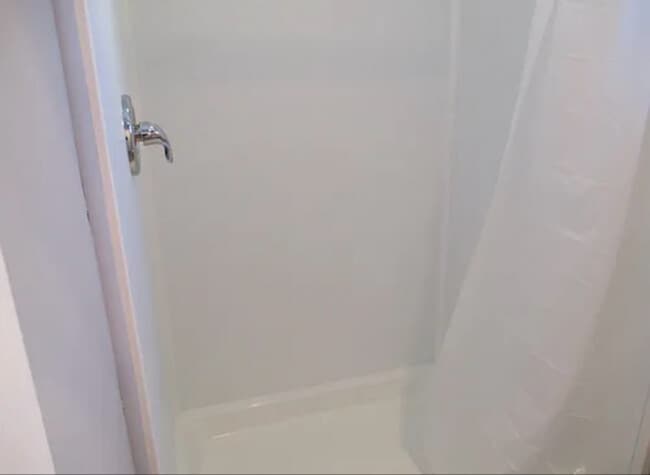 Building Photo - 119 Main St