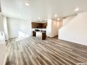 Building Photo - 899 N 1120 E