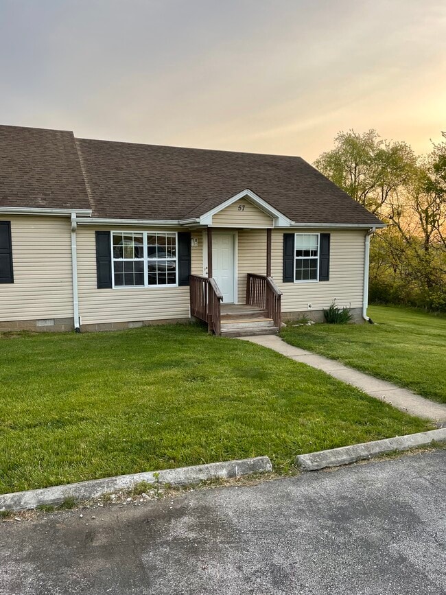 Building Photo - 57 E Oberman Way