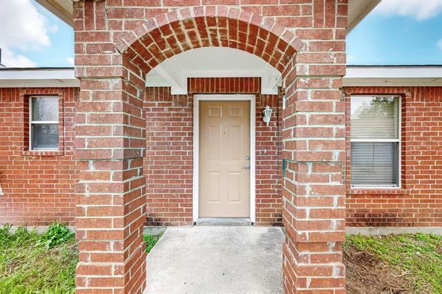 13729 Biggs St Dallas TX 75253 - 13729 Biggs St Dallas Tx Building Photo