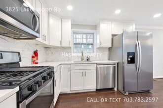 Building Photo - 3825 Larchwood Rd