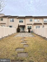 Building Photo - 26 Glacier Dr