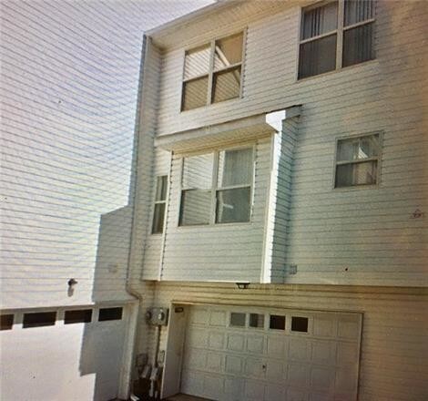 Building Photo - 796 Harbortown Blvd