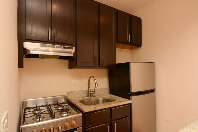 Foto del edificio - 4644 N Paulina St