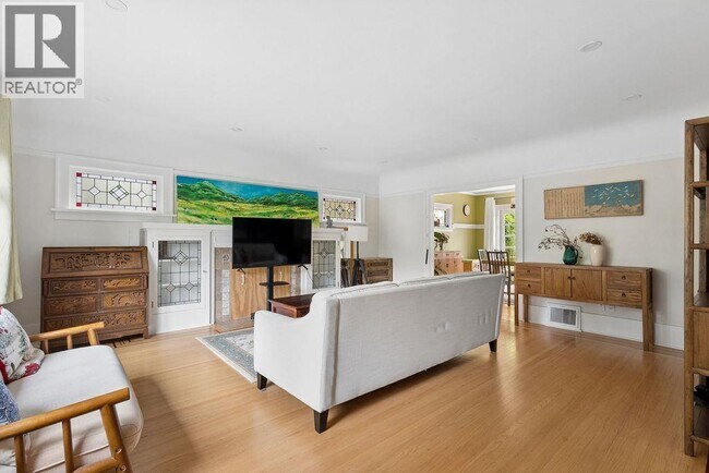 Photo du bâtiment - 4620 W 7th Ave