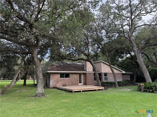 Foto del edificio - 778 Live Oak Dr